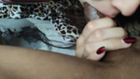 ME DESPIERTO CON GANAS DE FOLLAR Y CHUPAR POLLA, TRAGARMELA TODA