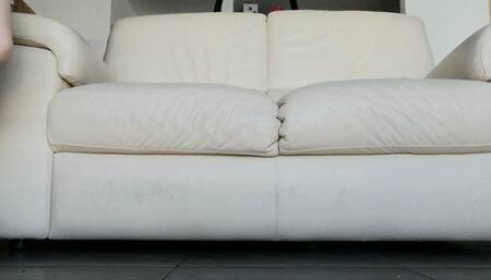 Raven: toe tapping with fuchsia and white air max