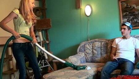 Vacuuming Trouble HD-1080