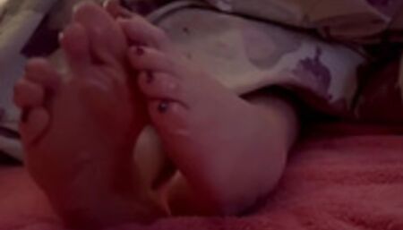 Sexy oiled up feet, soles, toes, foot fetish