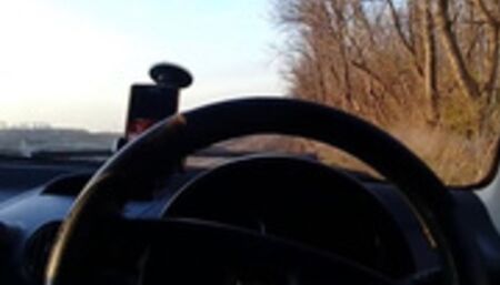 Roughly planted his wife's mouth on his cock and cum inside in the parking lot! Public oral sex!