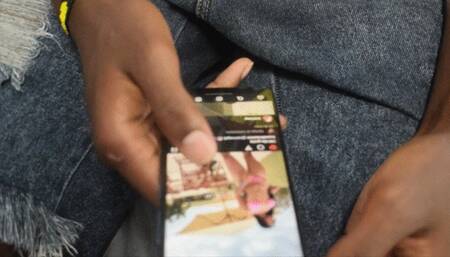 I fuck my friend when she visits me at home