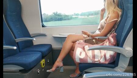 Candid foot fetish perfect blonde arched feet with sexy high heel sandals, foot fetish details