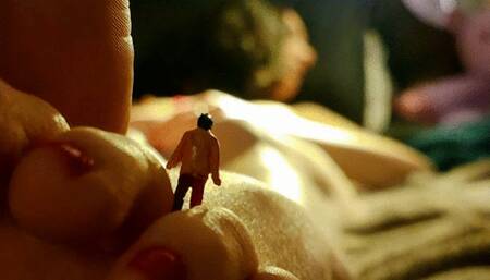 Giantess Body Exploration - surprise ending