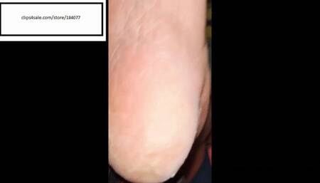 Delicious Gets her feet massaged