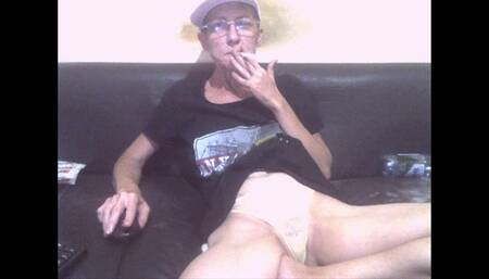 SMOKING IN WHITE HAT 200