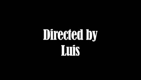 Sexy trans Amazon handjob