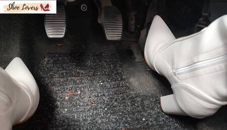 White overknee boots pedal pumping 720