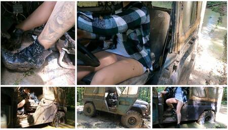 HOT PREMIERE: TUNED JEEP, PANTYHOSE UPSKIRT, CRAZY SPINNING WHEEL, DEEP MUD STUCK
