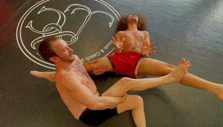 FFB084 Scissors,Splits & Sits