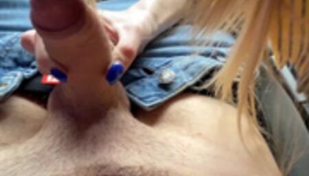 FUCKED STRANGER GIRL IN CAR