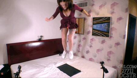 Katie Kingerie Stomp and Jump on a Hotel TV 4K