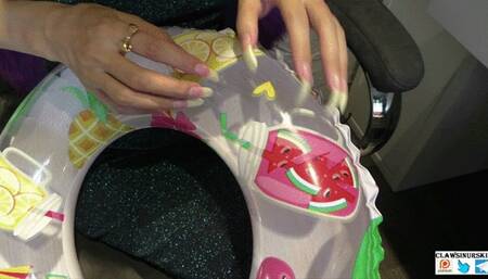 Nails scratching and puncture beach circle