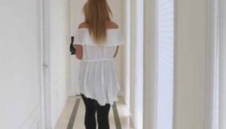 learning how to fuck from his step-mom