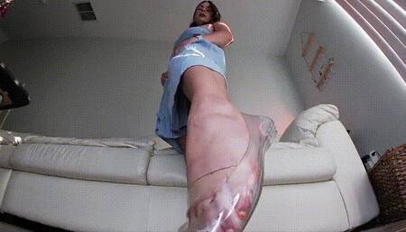 Giantess Ivorys Foggy Flats JOI