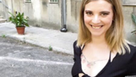 BJRAW Martina Musa's messy facial