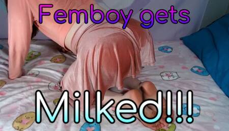 Femboy milks themselves!