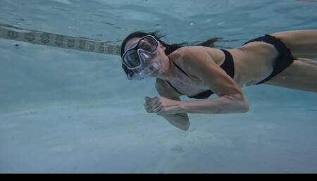 Ally and the snorkel