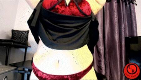 Skirt Show Off - CurvyRedhead - AVI