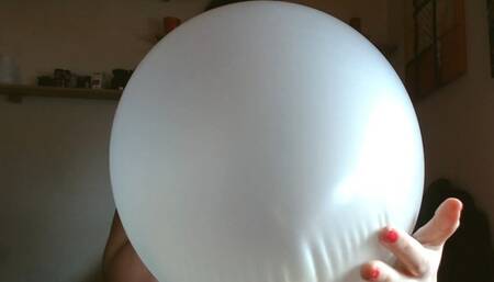 Big white balloon full of squirting 1080HD