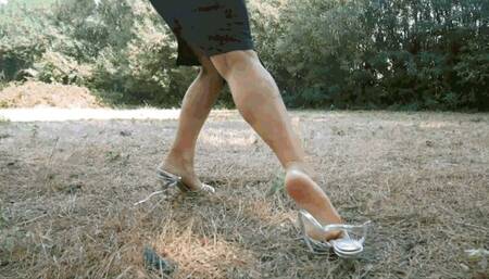 Stuck heels on a walk 2?AVI(1920x1080)FHD