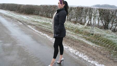 Maria Silver Christian Louboutin Pigalle 120 Walk 4 (1920x1080)