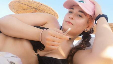 Smoking at the beach