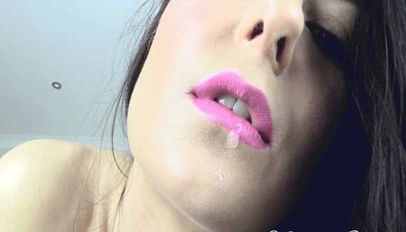 Spit Seduction (480p)