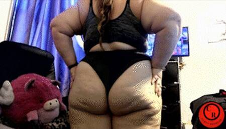 Thong Try On - CurvyRedhead - AVI