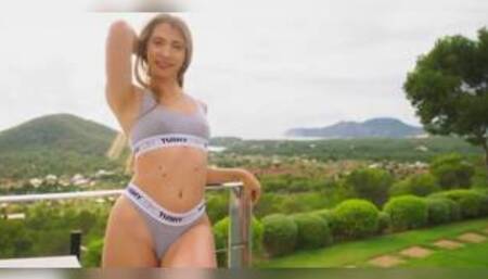 she needed to be gaped on vacation or else