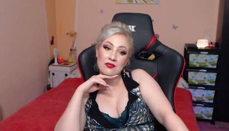 Hide that tiny dick away!!