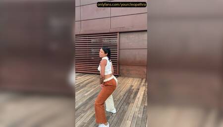 Famous slut OF content dance video
