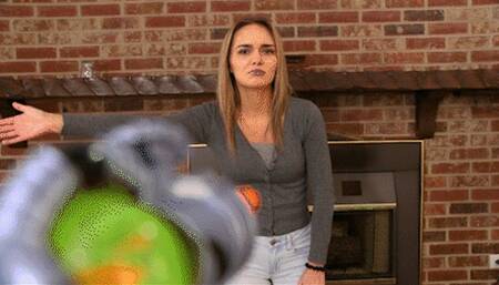 Shrunken Girlfriend Rescue HD