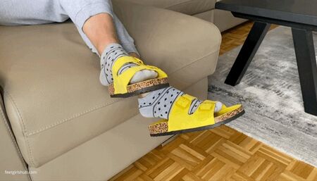 BIRKENSTOCK SANDALS SHOEPLAY IN GREY SOCKS - MP4 Mobile Version