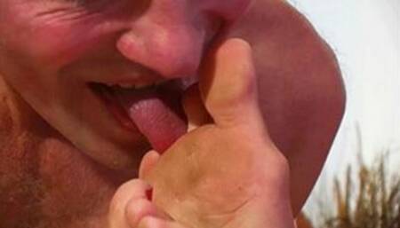 My feet stink of cheese Get down on your knees - Mistress Amber Leigh & Osel - MP4 file