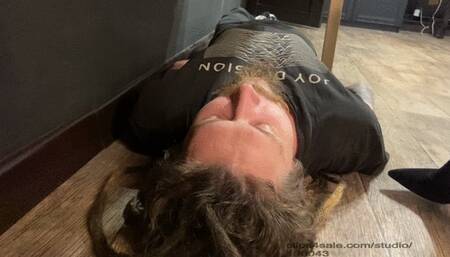 Face as a footstool under high heels