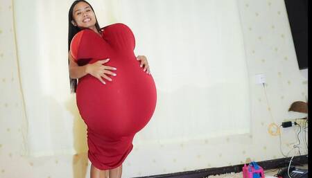 Sexy Camylle Stuffs Her Dress With Huge Balloon Boobs And Giant Belly With Pregnant Role Play