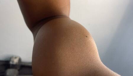 POW Bicep Flexing 02