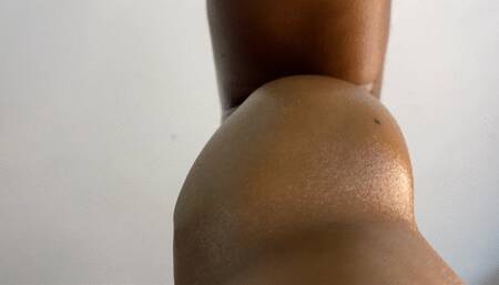 POW Bicep Flexing 01