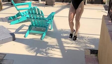 Outdoor Jerk off Instructions with Momma!