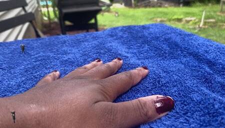 Tinies Playing on Giantess Hand 4k