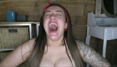 Night yawn after the party