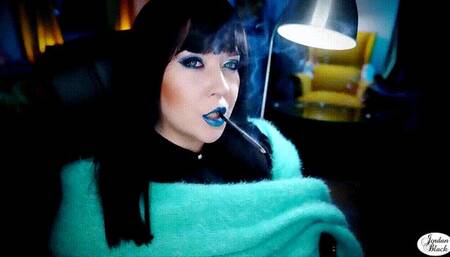 Blue glossy lips and 2 black cigarettes  [1080p, mp4]