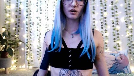 GCC Curls Toes & Shows off Bush