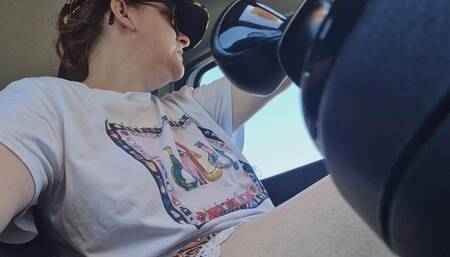 Great farts in the car