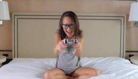 - anal fucking with geeky gamer holly hendrix