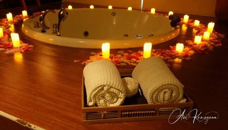 Ready For Worship Your Goddess? (Jacuzzi Ver)