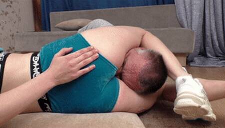 Bald guy experiences new kind of domination, vf2589x 1080p