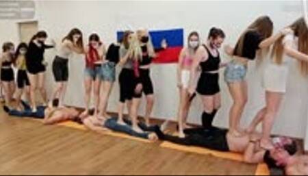 Moscow multitrampling contest #32 (Part 2): slaves under almost a ton of sweet weight!