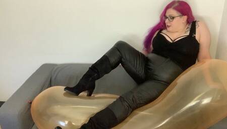 Airship Balloon Riding and Popping